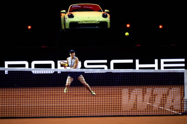 Eva Lys (Deutschland) im Bild am Ball, Eva Lys (Deutschland) vs Elina Svitolina (Ukraine), Runde 2, GER, Porsche Tennis Grand Prix Stuttgart, WTA, Tennis Damen 500, 15.04.2026 GER, Porsche Tennis Grand Prix Stuttgart, WTA 500, 15.04.2026 Stuttgart Copyright: xEibner-Pressefoto Memmlerx EP_MMR