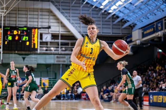 Basketball Berlin 15.04.2026 DBBL 1. Bundesliga Saison 2025 2026 Playoffs Halbfinale Spiel 3 Alba Berlin - Rutronik Stars Keltern Theresa Simon (Alba, No.03)