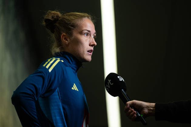 260416 Filippa Angeldahl of Sweden of the Swedish women s national football team is interviewed in the mixed zone on April 16, 2026 in Gothenburg. Photo: Mathias Bergeld BILDBYRAN kod MB MB1364 fotboll football soccer fotball vm-kval kval fifa womens world cup qualifier qualifier intervju interview sverige sweden dam bbeng women kvinner Copyright: MATHIASxBERGELD BB260416MB061