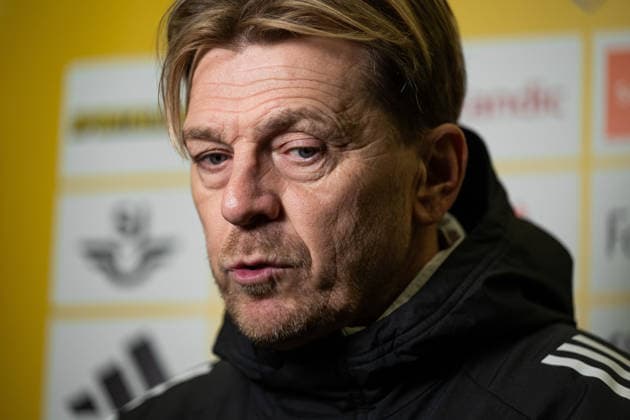 260416 Head coach Tony Gustavsson of Sweden of the Swedish women s national football team is interviewed in the mixed zone on April 16, 2026 in Gothenburg. Photo: Mathias Bergeld BILDBYRAN kod MB MB1364 fotboll football soccer fotball vm-kval kval fifa womens world cup qualifier qualifier intervju interview sverige sweden dam bbeng women kvinner Copyright: MATHIASxBERGELD BB260416MB065
