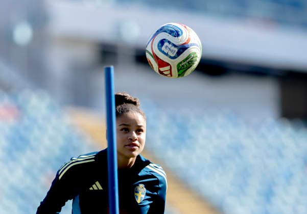 GOTHENBURG 20260416 Felicia Schröder during Monday s training at Ullevi in Gothenburg ahead of Saturday s World Cup qualifying match against Serbia at the National Arena in Stockholm GÖTEBORG SWEDEN x9200x
