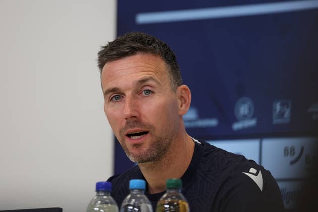 16.04.2026, xrekx, Fussball 2.Bundesliga , Karlsruher SC - Pressekonferenz v.l. Christian Eichner Trainer (Karlsruher SC) (DFL DFB REGULATIONS PROHIBIT ANY USE OF PHOTOGRAPHS as IMAGE SEQUENCES and or QUASI-VIDEO) Karlsruhe