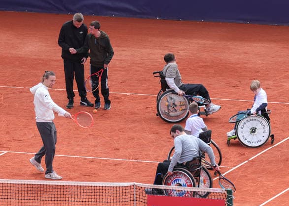 Niklas Hoefken, DTB Rollstuhl Tennis Inkusionl Training Copyright: xJuergenxHasenkopfx