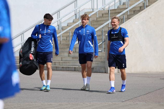 16.04.2026, xrekx, Fussball 2.Bundesliga , Karlsruher SC - Training v.l. Rafael Pinto Pedrosa (Karlsruher SC) Meiko Wäschenbach Waeschenbach (Karlsruher SC) Andreas Müller Mueller (Karlsruher SC) (DFL DFB REGULATIONS PROHIBIT ANY USE OF PHOTOGRAPHS as IMAGE SEQUENCES and or QUASI-VIDEO) Karlsruhe