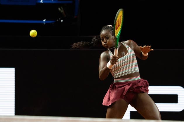 Alycia Parks (USA) im Bild am Ball, Aktion GER, Alycia Parks vs. Mirra Andreeva, Tennis, ATP, Tennis Herren Turnier, WTA, Tennis Damen 500, Porsche Tennis Grand-Prix, 15.04.2026, GER, Alycia Parks vs. Mirra Andreeva, Tennis, ATP-Turnier, WTA 500, Porsche Tennis Grand-Prix, 15.04.2026, Stuttgart Copyright: xEibner-Pressefoto EdwardxCheungx EP_ECG