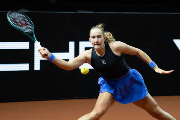 Mirra Andreeva (RUS) im Bild am Ball, Aktion, GER, Alycia Parks vs. Mirra Andreeva, Tennis, ATP, Tennis Herren Turnier, WTA, Tennis Damen 500, Porsche Tennis Grand-Prix, 15.04.2026, GER, Alycia Parks vs. Mirra Andreeva, Tennis, ATP-Turnier, WTA 500, Porsche Tennis Grand-Prix, 15.04.2026, Stuttgart Copyright: xEibner-Pressefoto EdwardxCheungx EP_ECG