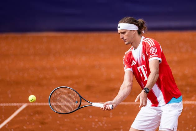 MUNICH, GERMANY - APRIL 16: Alexander Zverev (GER) wearing a FC Bayern Muenchen jersey during the BMW Open by Bitpanda Doubles match between Marcel Melo (BRA) Alexander Zverev (GER) vs Sadio Doumbia (FRA) Fabien Reboul (FRA) at MTTC Iphitos on April 16, 2026 in Munich, Germany. Bavaria Germany Copyright: xSteffiexWunderlx