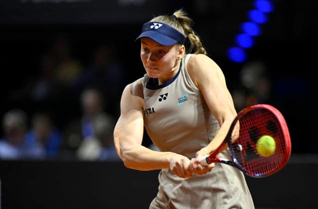 Elena Jelena Rybakina (KAZ) Aktion Tennis Damen Porsche-Cup Porsche Tennis Grand Prix GP Stuttgart 2026 Porsche Arena 11-19.04.2026 DFL REGULATIONS PROHIBIT ANY USE OF PHOTOGRAPHS AS IMAGE SEQUENCES AND OR QUASI-VIDEO Tennis Damen Porsche-Cup Porsche Tennis Grand Prix GP Stuttgart 2026