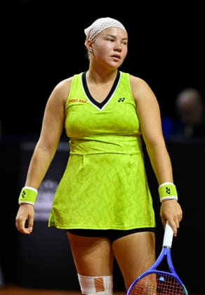 Diana Maximowna Shnaider Schnaider (RUS) enttaeuscht Tennis Damen Porsche-Cup Porsche Tennis Grand Prix GP Stuttgart 2026 Porsche Arena 11-19.04.2026 DFL REGULATIONS PROHIBIT ANY USE OF PHOTOGRAPHS AS IMAGE SEQUENCES AND OR QUASI-VIDEO Tennis Damen Porsche-Cup Porsche Tennis Grand Prix GP Stuttgart 2026