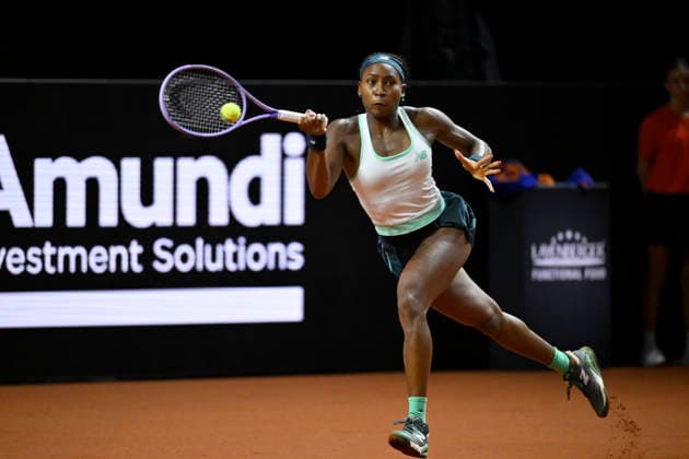 Coco Gauff (USA) Aktion Tennis Damen Porsche-Cup Porsche Tennis Grand Prix GP Stuttgart 2026 Porsche Arena 11-19.04.2026 DFL REGULATIONS PROHIBIT ANY USE OF PHOTOGRAPHS AS IMAGE SEQUENCES AND OR QUASI-VIDEO Tennis Damen Porsche-Cup Porsche Tennis Grand Prix GP Stuttgart 2026