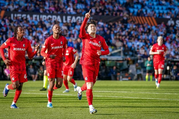 Spanien: Fussball UEFA Europa-League 2025 - 2026, Viertelfinale (Rückspiel) - Celta Vigo vs SC Freiburg - Balaidos (Vigo): Tor und Torjubel zum 0:3 durch Yuito Suzuki (SC Freiburg, 14) Freude, Emotionen, Jubel Jordy Makengo (SC Freiburg, 33) Johan Manzambi (SC Freiburg, 44) Copyright: xJOERANxSTEINSIEKx