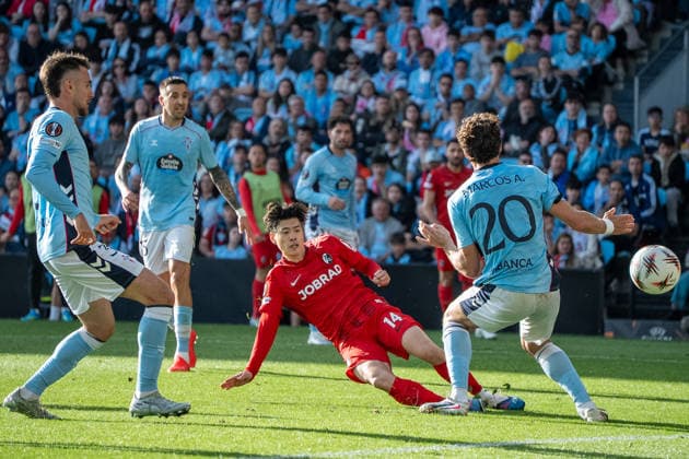 Yuito Suzuki seen during UEFA Europa League quarterfinal game between teams of RC Celta de Vigo and SC Freiburg at Estadio de Balaidos (Marta Lopez Ball Raw Images PT) Vigo Estadio de Balaidos Spain Copyright: xMartaxLopezx ML_CELvSB-02