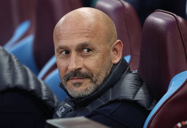 Aston Villa FC v Bologna FC 1909 - UEFA Europa League 2025 26 Quarter-Final Leg Two Vincenzo Italiano, Head Coach of Bologna portrait before the UEFA Europa League 2025 26 Quarter-Final Leg Two match between Aston Villa FC and Bologna FC 1909 at Villa Park on April 16, 2026 in Birmingham, England. WARNING! This Photograph May Only Be Used For Newspaper And Or Magazine Editorial Purposes. May Not Be Used For Publications Involving 1 player, 1 Club Or 1 Competition Without Written Authorisation From Football DataCo Ltd. For Any Queries, Please Contact Football DataCo Ltd on +44 (0) 207 864 9121 Birmingham Villa Park England United Kingdom Copyright: xAllstarxPicturexLibraryxLtdx