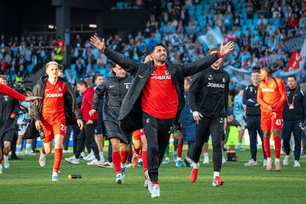 Vincenzo Grifo seen during UEFA Europa League quarterfinal game between teams of RC Celta de Vigo and SC Freiburg at Estadio de Balaidos (Marta Lopez Ball Raw Images PT) Vigo Estadio de Balaidos Spain Copyright: xMartaxLopezx ML_CELvSB-34