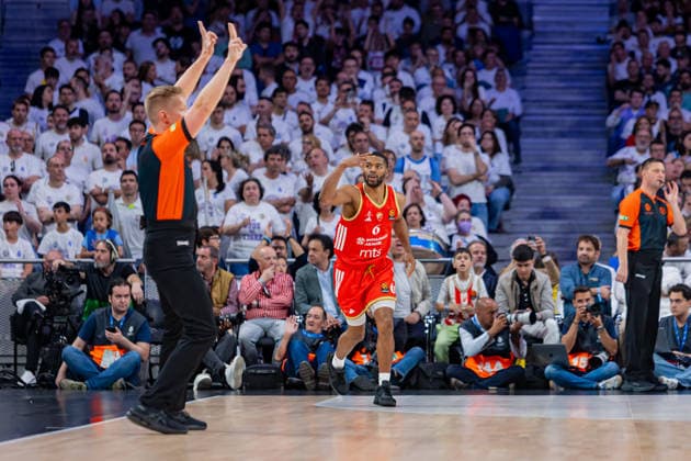 ESP: Real Madrid v Crvena Zvezda Meridianbet Belgrade Euroleague. Jared Butler of Crvena Zvezda during the Euroleague match, between Real Madrid and Crvena Zvezda Meridianbet Belgrade played at Movistar Arena Stadium on April 16, 2026 in Madrid Spain Madrid Spain Basketball Copyright: xAlbaxPachecox xAgenciaxLOFx