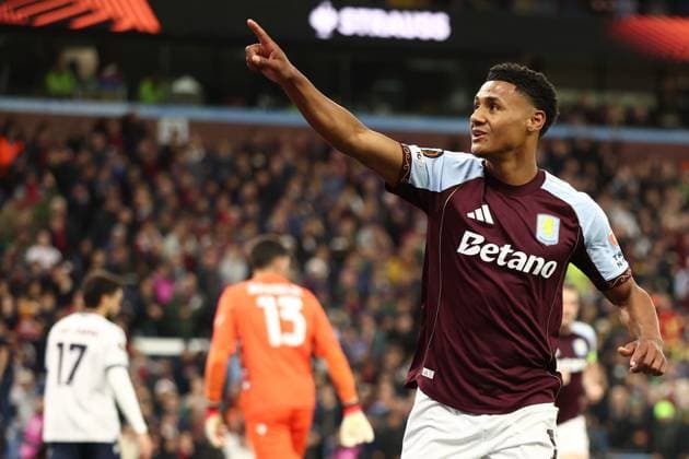 Ollie Watkins of Aston Villa celebrates a goal 1-0. Aston Villa v Bologna, UEFA Europa League, Quarter Final, Second Leg, Football, Villa Park, Birmingham, UK - 16 Apr 2026Birmingham Villa Park United Kingdom EDITORIAL USE ONLY No use with unauthorised audio, video, data, fixture lists, club league logos or live services. Online in-match use limited to 120 images, no video emulation. No use in betting, games or single club league player publications.  Copyright: xRyanxBrowne Shutterstockx 16828672ao