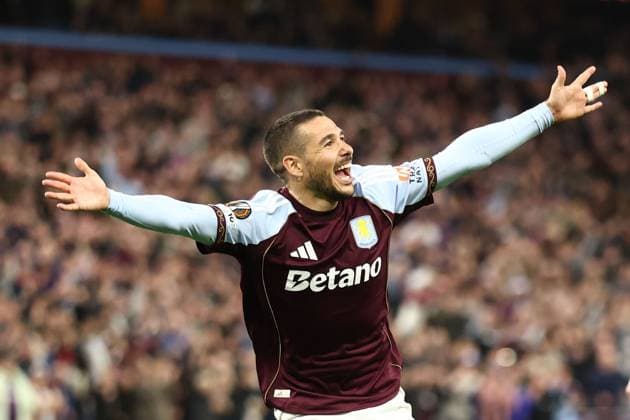 Emi Buendia of Aston Villa celebrates a goal 2-0. Aston Villa v Bologna, UEFA Europa League, Quarter Final, Second Leg, Football, Villa Park, Birmingham, UK - 16 Apr 2026Birmingham Villa Park United Kingdom EDITORIAL USE ONLY No use with unauthorised audio, video, data, fixture lists, club league logos or live services. Online in-match use limited to 120 images, no video emulation. No use in betting, games or single club league player publications.  Copyright: xRyanxBrowne Shutterstockx 16828672bc