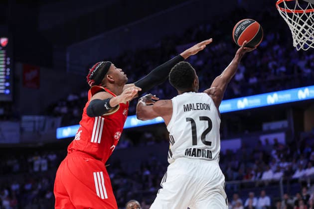 April 16, 2026, Madrid, Madrid, Spain: Theo Maledon of Real Madrid and Jasiel Rivero of Crvena Zvezda in action during the Turkish Airlines EuroLeague Regular Season Round 38 match between Real Madrid and Crvena Zvezda Meridianbet Belgrade at Movistar Arena on April 16, 2026, in Madrid, Spain. Real Madrid V Crvena Zvezda Meridianbet Belgrade - Turkish Airlines EuroLeague  - ZUMAa181 20260416_zaa_a181_241 Copyright: xIrinaxR.xHipolitox