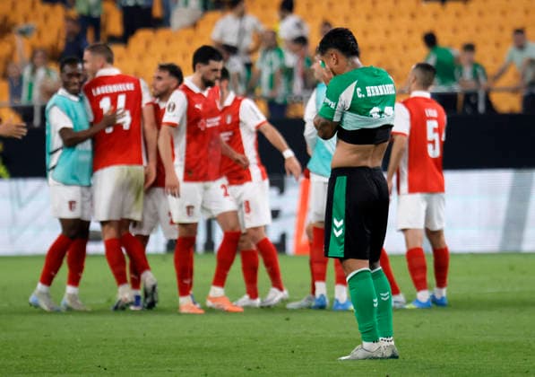 SEVILLA 16 04 2026 ESTADIO DE LA CARTUJA PARTIDO DE VUELTA DE CUARTOS DE FINAL DE UEFA EUROPA LEAGUE REAL BETIS-SPORTING BRAGA .archsev FOTO MANUEL GOMEZ SEVILLA 16 04 2026 ESTADIO DE LA CARTUJA PARTIDO DE VUELTA DE CUARTOS DE FINAL DE UEFA EUROPA LEAGUE REAL BETIS-SPORTING BRAGA .archsev FOTO MANUEL GOMEZ EL BETIS CAE ELIMINADO Copyright: xMANUxGOMEZx