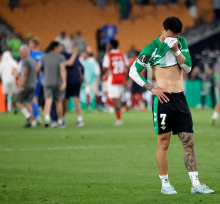 SEVILLA 16 04 2026 ESTADIO DE LA CARTUJA PARTIDO DE VUELTA DE CUARTOS DE FINAL DE UEFA EUROPA LEAGUE REAL BETIS-SPORTING BRAGA .archsev FOTO MANUEL GOMEZ SEVILLA 16 04 2026 ESTADIO DE LA CARTUJA PARTIDO DE VUELTA DE CUARTOS DE FINAL DE UEFA EUROPA LEAGUE REAL BETIS-SPORTING BRAGA .archsev FOTO MANUEL GOMEZ EL BETIS CAE ELIMINADO Copyright: xMANUxGOMEZx