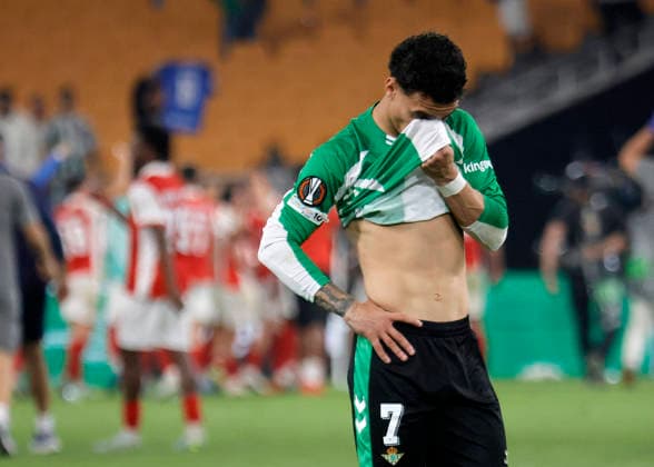 SEVILLA 16 04 2026 ESTADIO DE LA CARTUJA PARTIDO DE VUELTA DE CUARTOS DE FINAL DE UEFA EUROPA LEAGUE REAL BETIS-SPORTING BRAGA .archsev FOTO MANUEL GOMEZ SEVILLA 16 04 2026 ESTADIO DE LA CARTUJA PARTIDO DE VUELTA DE CUARTOS DE FINAL DE UEFA EUROPA LEAGUE REAL BETIS-SPORTING BRAGA .archsev FOTO MANUEL GOMEZ EL BETIS CAE ELIMINADO Copyright: xMANUxGOMEZx