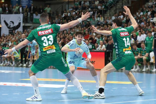 Handball DAIKIN HBL, SC DHfK Leipzig - VfL Gummersbach; 16.04.2026 Ludvig Hallbäck (20, VfL Gummersbach). Handball, DAIKIN HBL, 1. Bundesliga, Saison 2025 2026, 21. Spieltag (Nachholer): SC DHfK Leipzig vs. VfL Gummersbach am 16.04.2026 in der Quarterback Immobilien Arena Leipzig. Copyright: xBEAUTIFULxSPORTS JanxKaeferx