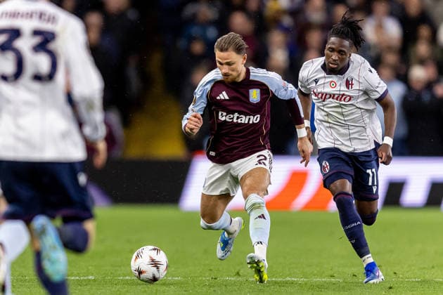 Aston Villa v Bologna, Europa League Aston Villa defender Matty Cash (2) runs forward on wing during the Europa League match between Aston Villa and Bologna at Villa Park, Birmingham, UK on 16 April 2026. Birmingham Villa Park West Midlands UK Editorial use only , Copyright: xManjitxNarotrax PSI-24080-0124