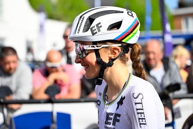 Brabantse Pijl - Fleche Brabanconne Women 2026 Cycling Race OVERIJSE, BELGIUM - APRIL 17 : Vallieres Magdeleine (CAN) of EF Education-Oatly during the 11th edition of De Brabantse Pijl - La Fleche Brabanconne Women an UCI ProSeries 1.Pro one day cycling road race for Women Elite of 125 km with start in Lennik and finish in Overijse on April 17, 2026 in Overijse, Belgium, 17 04 2026 ( Motordriver Guy De Vuyst - Overijse Belgium  Copyright: xTomasxSiskx