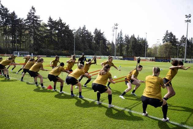 ZEIST - The Dutch women s national team, Nationalteam during training in the run-up to the second World Cup qualifying match against France. XXX ANP xVIxANPxSportx xxANPxIVx 556009026 originalFilename: 556009026.jpg