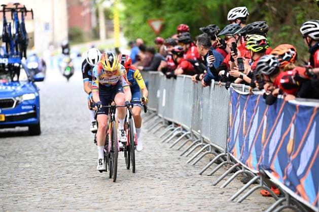 Brabantse Pijl - Fleche Brabanconne Women 2026 Cycling Race OVERIJSE, BELGIUM - APRIL 17 : Van Der Breggen Anna (NED) of Team SD Worx - Protime, Dijkstra Anneke (NED) of VolkerWessels Cycling Team, Adegeest Loes (NED) of Lidl - Trek during the 11th edition of De Brabantse Pijl - La Fleche Brabanconne Women an UCI ProSeries 1.Pro one day cycling road race for Women Elite of 125 km with start in Lennik and finish in Overijse on April 17, 2026 in Overijse, Belgium, 17 04 2026 ( Motordriver Guy De Vuyst - Overijse Belgium  Copyright: xTomasxSiskx