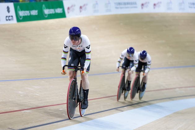 UCI Track World Cup: Hong Kong Picture by Alex Whitehead SWpix.com - 17 04 2026 - Cycling - UCI Track World Cup: Hong Kong - Hong Kong Velodrome, Tseung Kwan O, Hong Kong, China - Women™s Team Sprint - For Bronze - Steffie Van Der Peet (Netherlands), Hetty Van De Wouw (Netherlands), Kimberly Kalee (Netherlands) Hong Kong Hong Kong Velodrome Hong Kong SAR, CHINA Copyright: x xSWpix.comx(t axPhotographyxHubxLtd)xAlexxWhitehead SWpix.comx SWP-3030-12695