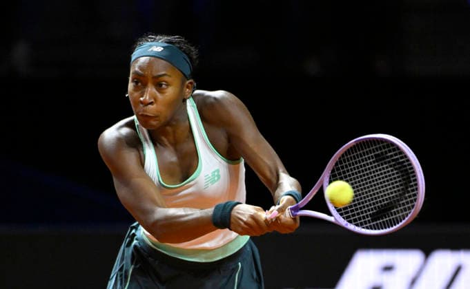 Coco Gauff (USA) Aktion Tennis Damen Porsche-Cup Porsche Tennis Grand Prix GP Stuttgart 2026 Porsche Arena 11-19.04.2026 DFL REGULATIONS PROHIBIT ANY USE OF PHOTOGRAPHS AS IMAGE SEQUENCES AND OR QUASI-VIDEO Tennis Damen Porsche-Cup Porsche Tennis Grand Prix GP Stuttgart 2026