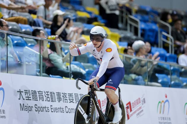 UCI Track World Cup: Hong Kong Picture by Alex Whitehead SWpix.com - 17 04 2026 - Cycling - UCI Track World Cup: Hong Kong - Hong Kong Velodrome, Tseung Kwan O, Hong Kong, China - Men™s Team Sprint - For Bronze - Gold - Matthew Richardson (Great Britain) celebrates winning the Team Sprint with Joseph Truman (Great Britain) and Harry Ledingham-Horn (Great Britain) Hong Kong Hong Kong Velodrome Hong Kong SAR, CHINA Copyright: x xSWpix.comx(t axPhotographyxHubxLtd)xAlexxWhitehead SWpix.comx SWP-3030-12735