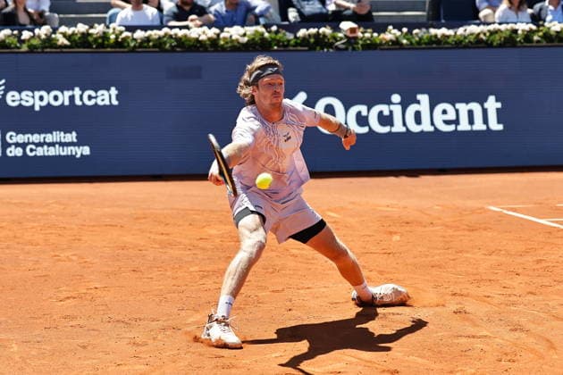 Andrey Rublev (RUS), APRIL 17, 2026 - Tennis : Andrey Rublev during singles Quarter-finals match against Tomas Machac on the Barcelona Open Banc Sabadell tennis tournament at the Real Club de Tenis de Barcelona in Barcelona, Spain. Noxthirdxpartyxsales  aflo_327241400