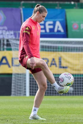 17.04.2026, xgrfx, Fussball DFB-Medientermine, Deutsche Frauennationalmannschaft Training v.l. Jule Brand (Deutsche Frauennationalmannschaft) (DFL DFB REGULATIONS PROHIBIT ANY USE OF PHOTOGRAPHS as IMAGE SEQUENCES and or QUASI-VIDEO) Ried