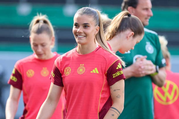 Ried im Innkreis, Österreich 17. April 2026: Vorbereitung auf das Frauen WM-Qualifikationsspiel Österreich vs. Deutschland - Abschlusstraining Im Bild: Selina Cerci (Deutschland) Copyright: HMBxMedia MadeleinexFantini