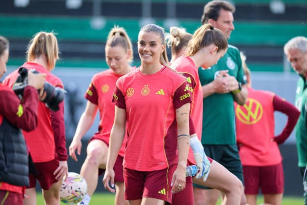 Ried im Innkreis, Österreich 17. April 2026: Vorbereitung auf das Frauen WM-Qualifikationsspiel Österreich vs. Deutschland - Abschlusstraining Im Bild: Selina Cerci (Deutschland) Copyright: HMBxMedia MadeleinexFantini