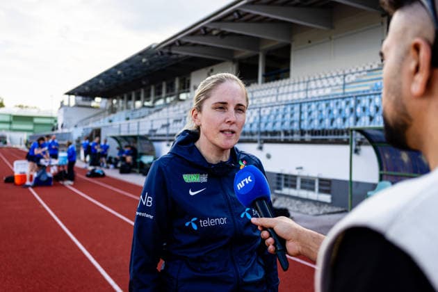 260417 Head coach Gemma Grainger of the Norwegian women™s national football team after a training session on April 17, 2026 in Ptuj. Photo: Marius Simensen BILDBYRAN Cop 238 bbeng dam fifa women s world cup qualifier football fotball fotboll norge norway practice soccer training trening träning Copyright: MARIUSxSIMENSEN BB260417BB202