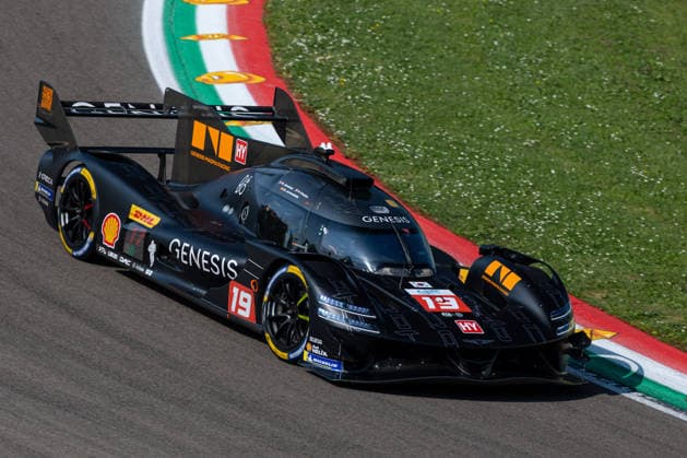 The 19 Genesis GMR-001 of Genesis Magma Racing, driven by Mathieu JAMINET (FRA), Paul-Loup CHATIN (FRA) and Daniel JUNCADELLA (ESP), in action during the FIA World Endurance Championship 6 Hours of Imola at Autodromo Enzo e Dino Ferrari in Imola, Italy, April 17-19, 2026. during WEC - 6 Hours of Imola, Endurance race in Imola, Italy, April 17 2026  Copyright: xDanielexPaglino IPAxSportx xipa-agency.netx xx IPA_74024175 IPA_Agency_IPA74024175