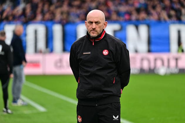 17.04.2026, Fußball, Herren, 2.BL (Bundesliga), Saison 2025 2026, Holstein Kiel - 1. FC Kaiserslautern, 30. Spieltag Trainer Tim Lieberknecht (Kaiserslautern) Kiel, Holstein-Stadion Holstein-Stadion Schleswig-Holstein Deutschland