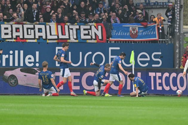 17.04.2026, Fußball, Herren, 2.BL (Bundesliga), Saison 2025 2026, Holstein Kiel - 1. FC Kaiserslautern, 30. Spieltag Torjubel Holstein Kiel Kiel, Holstein-Stadion Holstein-Stadion Schleswig-Holstein Deutschland