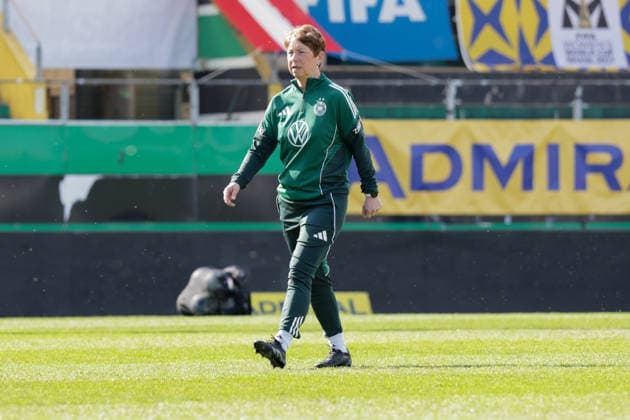 17.04.2026, xgrfx, Fussball DFB-Medientermine, Deutsche Frauennationalmannschaft Training v.l. Maren Meinert (Deutsche Frauennationalmannschaft) (DFL DFB REGULATIONS PROHIBIT ANY USE OF PHOTOGRAPHS as IMAGE SEQUENCES and or QUASI-VIDEO) Ried