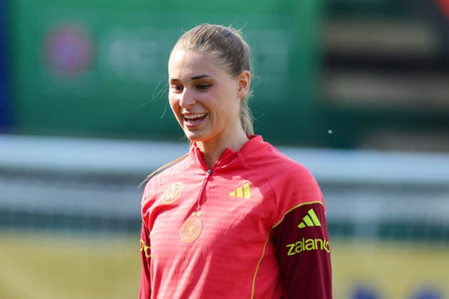 Ried im Innkreis, Österreich 17. April 2026: Vorbereitung auf das Frauen WM-Qualifikationsspiel Österreich vs. Deutschland - Abschlusstraining Im Bild: Jule Brand (Deutschland) Copyright: HMBxMedia MadeleinexFantini