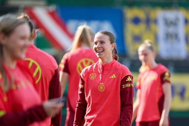 Ried im Innkreis, Österreich 17. April 2026: Vorbereitung auf das Frauen WM-Qualifikationsspiel Österreich vs. Deutschland - Abschlusstraining Im Bild: Sarah Mattner-Trembleau (Deutschland) Copyright: HMBxMedia MadeleinexFantini