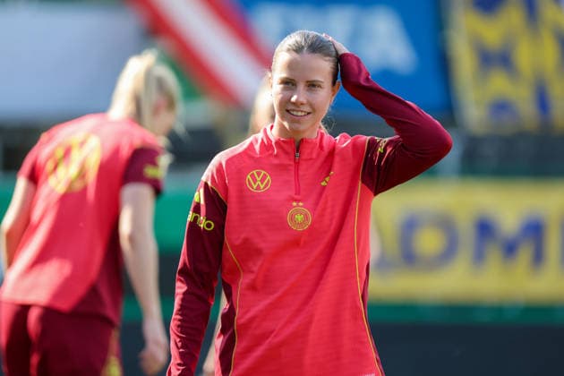 Ried im Innkreis, Österreich 17. April 2026: Vorbereitung auf das Frauen WM-Qualifikationsspiel Österreich vs. Deutschland - Abschlusstraining Im Bild: Sarah Mattner-Trembleau (Deutschland) Copyright: HMBxMedia MadeleinexFantini