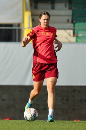 Ried im Innkreis, Österreich 17. April 2026: Vorbereitung auf das Frauen WM-Qualifikationsspiel Österreich vs. Deutschland - Abschlusstraining Im Bild: Larissa Mühlhaus Muehlhaus (Deutschland) Copyright: HMBxMedia MadeleinexFantini