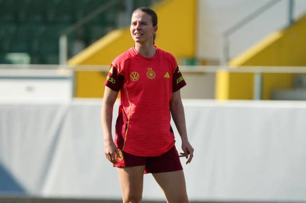 Ried im Innkreis, Österreich 17. April 2026: Vorbereitung auf das Frauen WM-Qualifikationsspiel Österreich vs. Deutschland - Abschlusstraining Im Bild: Sarah Mattner-Trembleau (Deutschland) Copyright: HMBxMedia MadeleinexFantini