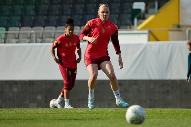 Ried im Innkreis, Österreich 17. April 2026: Vorbereitung auf das Frauen WM-Qualifikationsspiel Österreich vs. Deutschland - Abschlusstraining Im Bild: Jella Veit (Deutschland) Copyright: HMBxMedia MadeleinexFantini