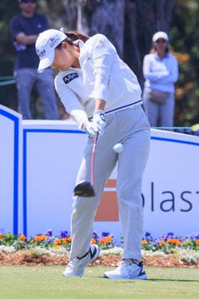 April 17, 2026, Tarzana, California, USA: Jin Young Ko swings at the 8th tee during Round 2 of the 2026 JM Eagle Championship Los Angeles on Friday April 17, 2026 at the Caballero Country Club in Tarzana, California. ARIANA RUIZ PI Tarzana USA - ZUMAp124 20260417_zaa_p124_017 Copyright: xArianaxRuizx