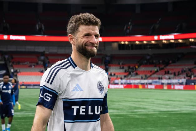 VANCOUVER, CANADA - APRIL 17: Thomas Muller of Vancouver Whitecaps FC smiles at fan supporters after winning the Major League Soccer match between Vancouver Whitecaps FC and Sporting Kansas City at BC Place Stadium on April 17, 2026 in Vancouver, British Columbia, Canada. Copyright: xAmyxElle SPPx Sportspressphoto_SPR131796